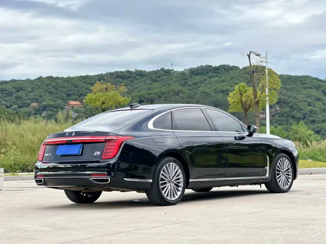 Hongqi H9 — Фото автомобиля 5