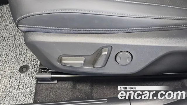 Kia Niro Generation 2 — Фото автомобиля 26