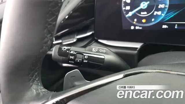 Kia Niro The All New Niro Signature — Фото автомобиля 30