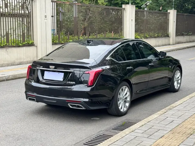 Cadillac CT5 — Фото автомобиля 12