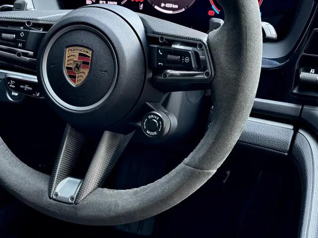 Porsche Panamera — Фото автомобиля 10