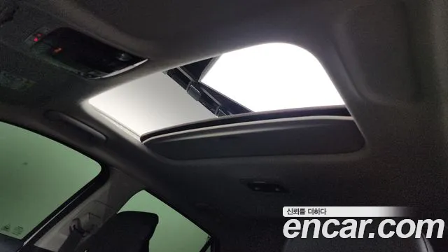 Kia Niro Niro (New) — Фото автомобиля 25