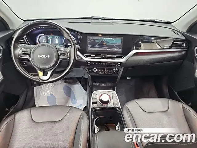 Kia Niro — Фото автомобиля 7