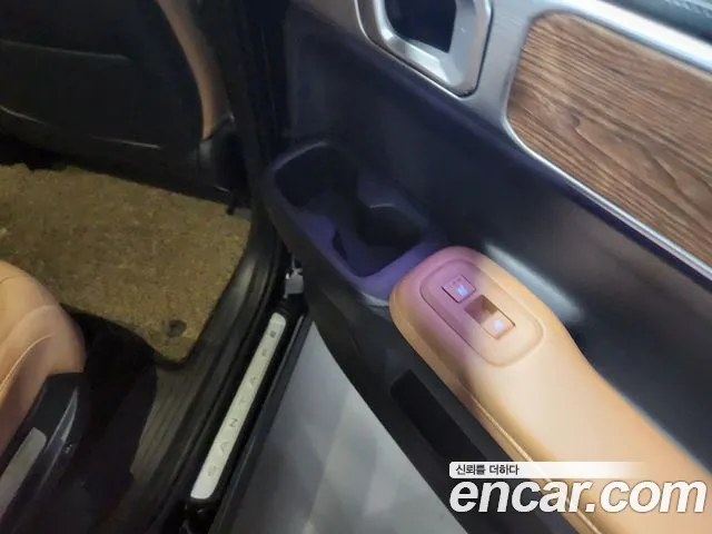 Hyundai Santa Fe — Фото автомобиля 12