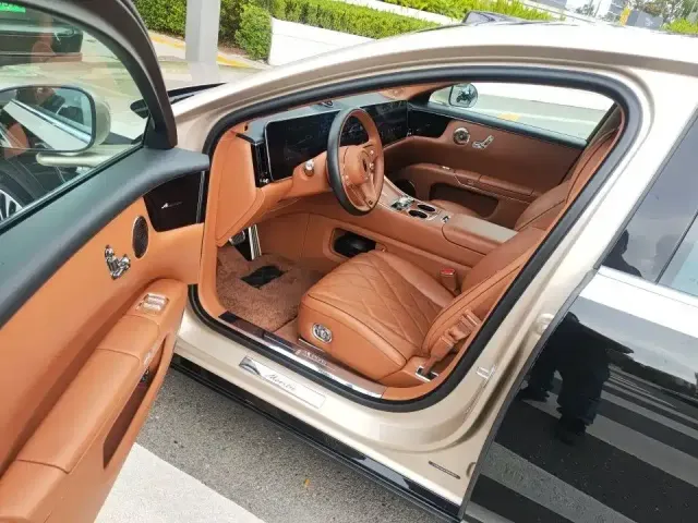 Zunjie Zunjie S800 2025 Extended Range Starlight Premium Edition 5-Seater — Фото автомобиля 5
