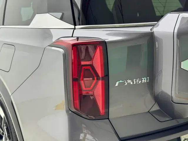 GAC Trumpchi ES9 — Фото автомобиля 18