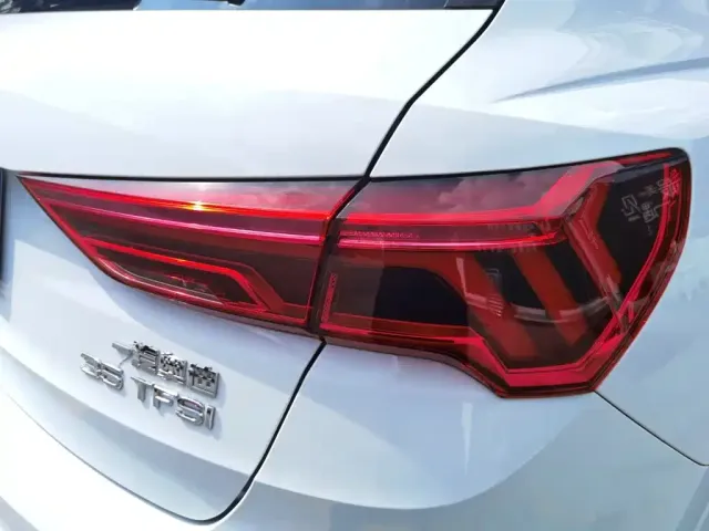 Audi Q3 — Фото автомобиля 29
