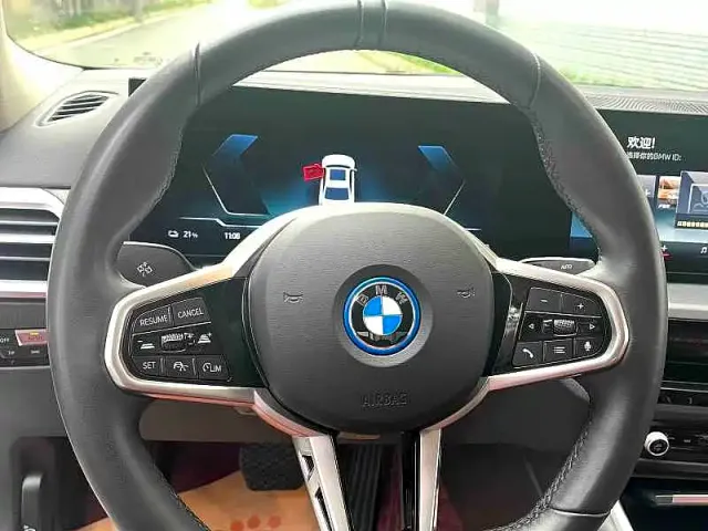 BMW i3 — Фото автомобиля 6