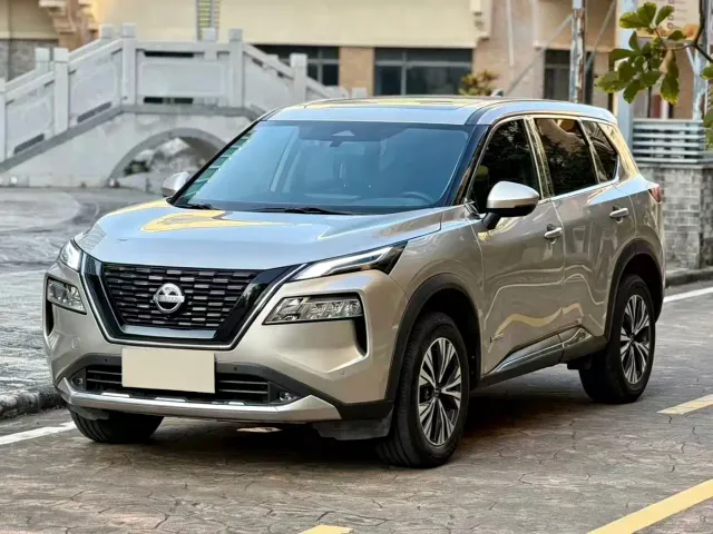 Фотография автомобиля — Nissan X-Trail