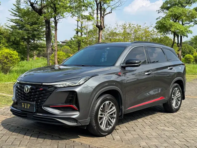 Фотография автомобиля — Changan CS75 Plus