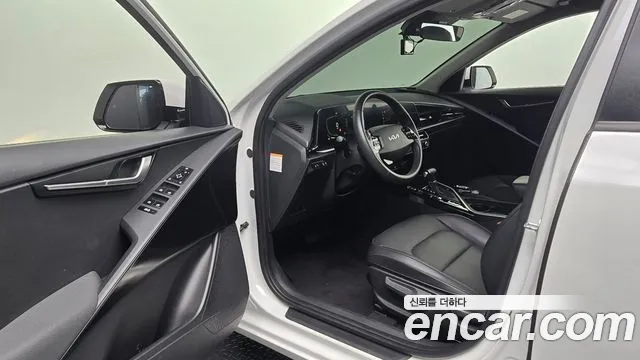 Kia Niro The All New Niro — Фото автомобиля 10