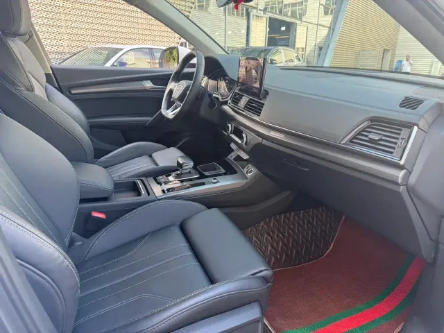 Audi Q5L — Фото автомобиля 23