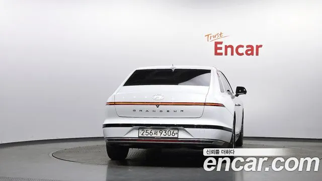 Hyundai Grandeur Grandeur (GN7) — Фото автомобиля 4
