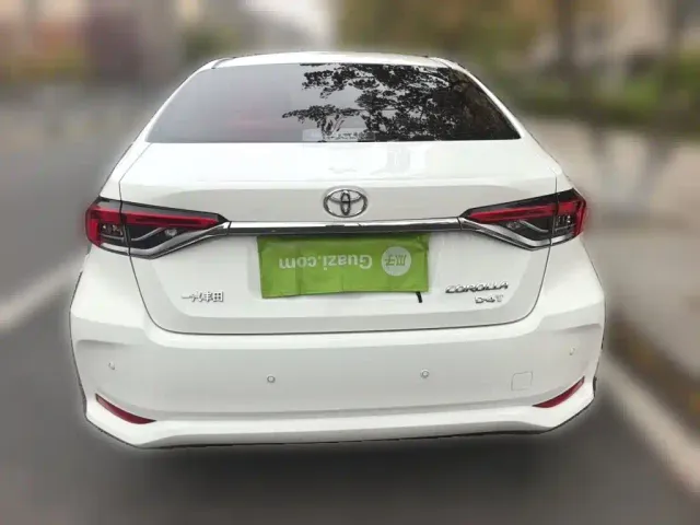 Toyota Corolla — Фото автомобиля 5