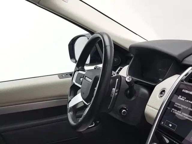 Land Rover Discovery — Фото автомобиля 22