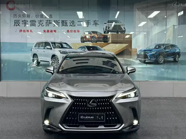 Фотография автомобиля — Lexus NX