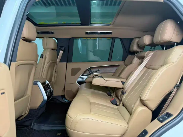 Land Rover Range Rover — Фото автомобиля 14