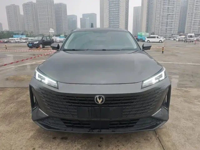 Changan Lamore — Фото автомобиля 2