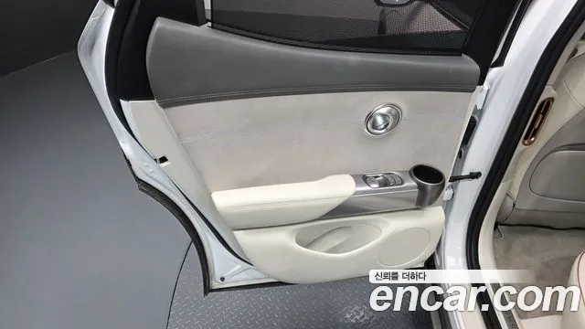 Genesis GV60 — Фото автомобиля 21