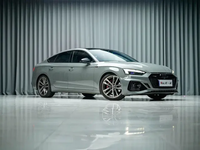 Audi S5 — Фото автомобиля 5