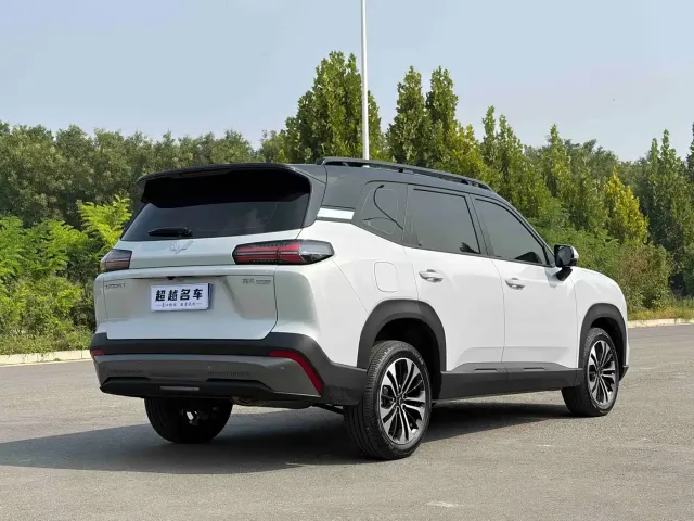 Wuling Motors Starlight 560 2025 Model Gasoline Version 5-seater — Фото автомобиля 14