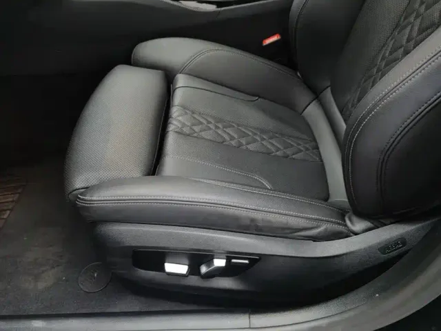 BMW 5 Series — Фото автомобиля 20