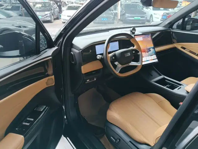 Geely Galaxy L7 — Фото автомобиля 15