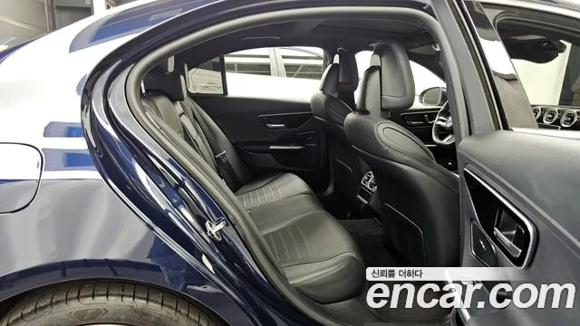 Mercedes-Benz C-Class — Фото автомобиля 12