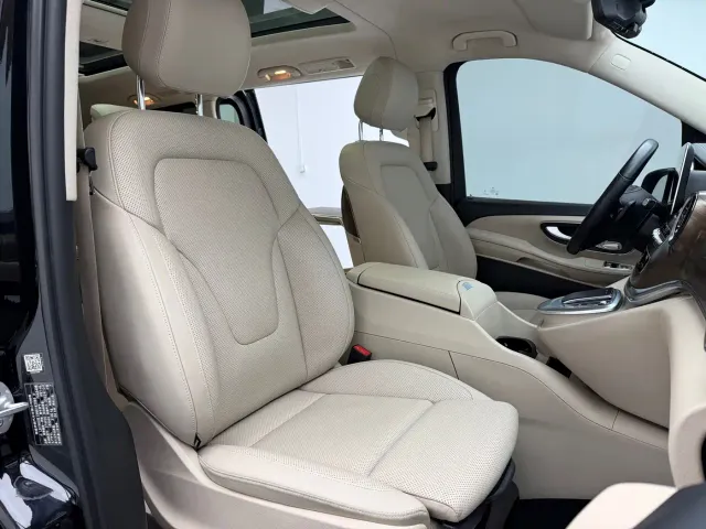 Mercedes-Benz V-Class — Фото автомобиля 10