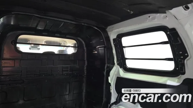 Hyundai Staria Staria Карго 5 мест — Фото автомобиля 19