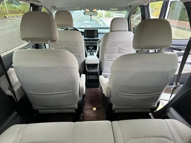 Maxus Dajia 5 — Фото автомобиля 7