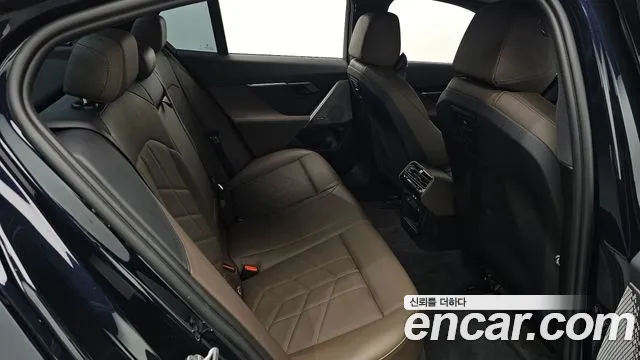 BMW 5-Series 5 серия (G60) 523d M Sport — Фото автомобиля 11