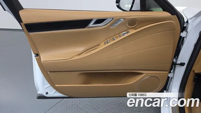 Genesis G80 RG3 — Фото автомобиля 24