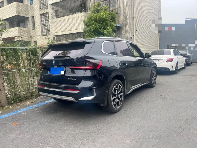 BMW X1 — Фото автомобиля 10