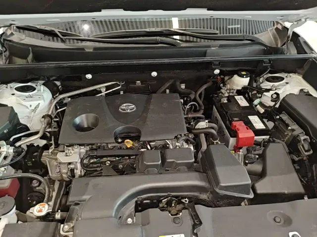 Toyota RAV4 — Фото автомобиля 19