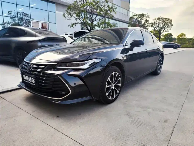 Фотография автомобиля — Toyota Avalon