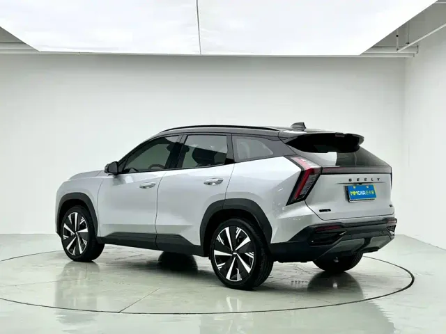 Geely Boyue L — Фото автомобиля 4