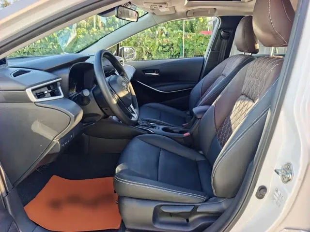 Toyota Corolla — Фото автомобиля 14