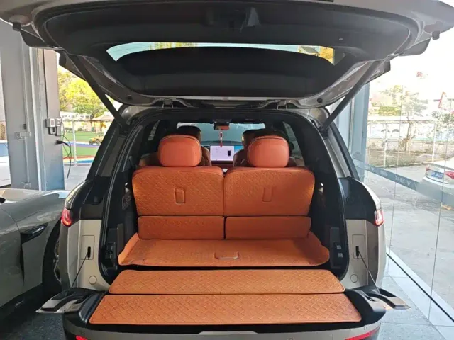Lynk & Co 900 — Фото автомобиля 18