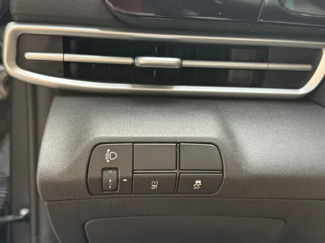 Hyundai Elantra — Фото автомобиля 16