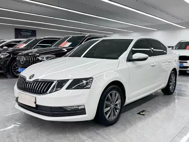Фотография автомобиля — Skoda Octavia