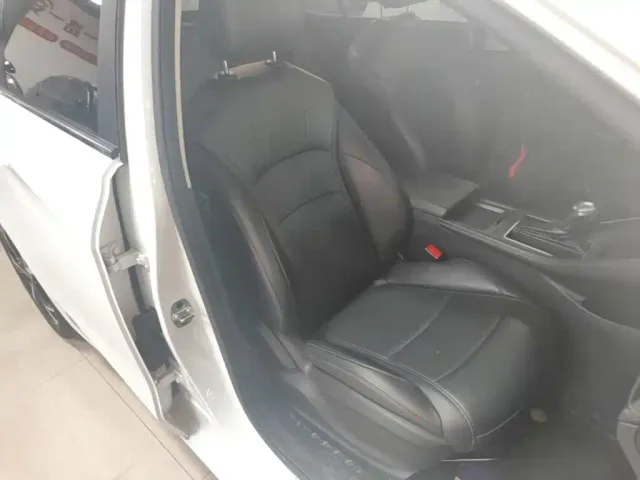 Roewe i5 — Фото автомобиля 24