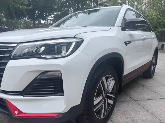 Changan CS75 — Фото автомобиля 15