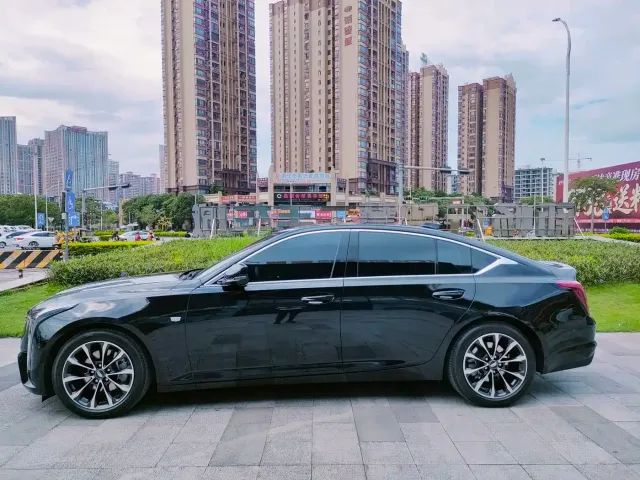 Cadillac CT5 — Фото автомобиля 3