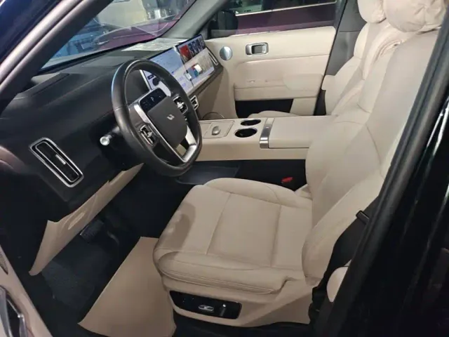 Li Auto L7 — Фото автомобиля 14