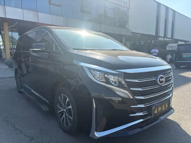 GAC Trumpchi M8 — Фото автомобиля 3