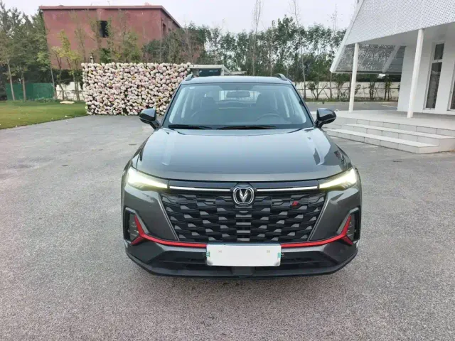 Changan CS35 Plus — Фото автомобиля 14