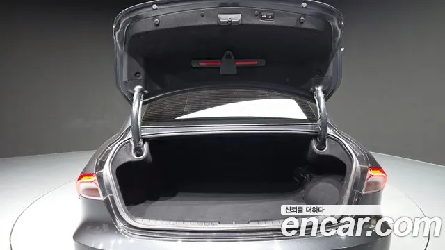 Hyundai Grandeur (New) Hybrid — Фото автомобиля 20