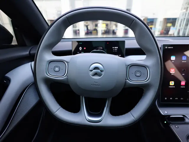 Nio ET5 Touring — Фото автомобиля 11
