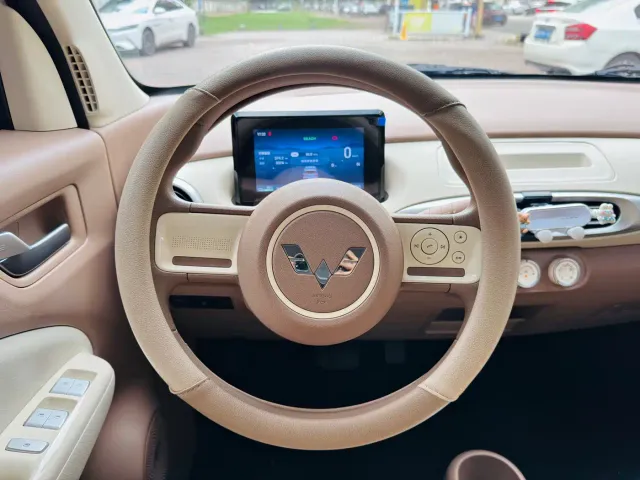 Wuling Hongguang Mini EV — Фото автомобиля 8